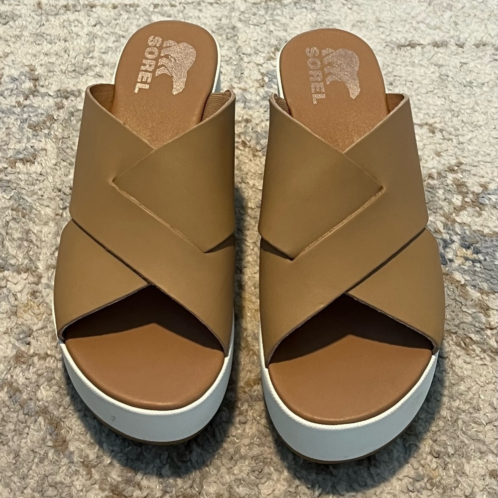 Sorel tan platform sandals